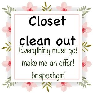 Closet Clean Out!  Make me an offer!! Great deals are happening!! 🛍️